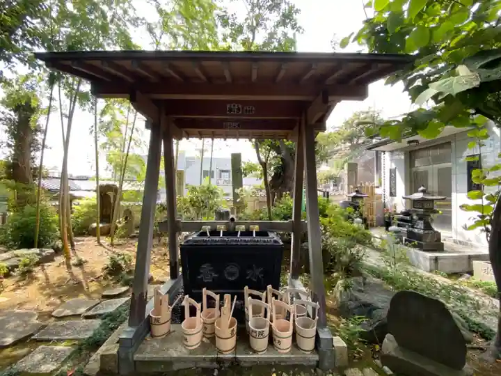 普門院の手水舎