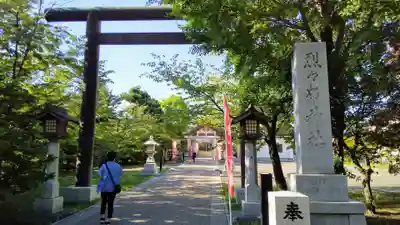 烈々布神社の鳥居