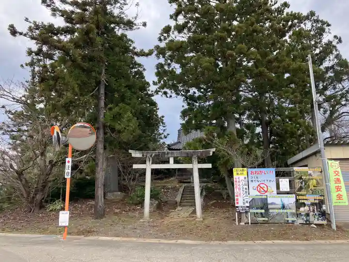 諏訪社(新潟県)