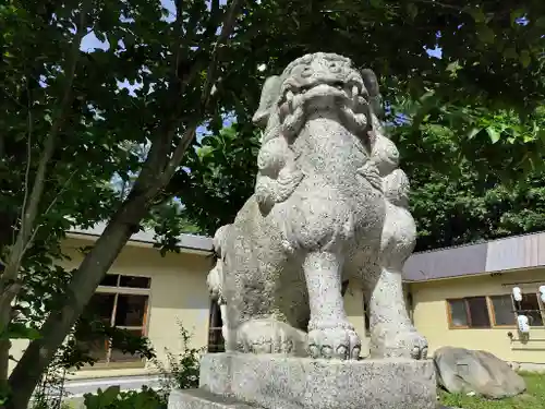 名寄神社の狛犬