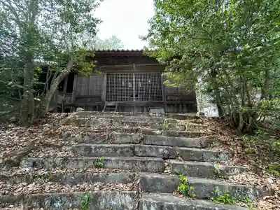 樹玉神社の{uncategorized: "未分類", other: "その他", undefined: "問題あり", building: "その他建物", grave: "お墓", sacred_gate: "鳥居", guardian: "狛犬", statue: "像", buddha: "仏像", history: "歴史", nature: "自然", garden: "庭園", animal: "動物", pagoda: "塔", temizu: "手水舎", mountain_gate: "山門・神門", sanctuary: "本殿・本堂", subordinate: "末社・摂社", art: "芸術", scenery: "景色", jizo: "地蔵", ema: "絵馬", goshuin: "御朱印", omikuji: "おみくじ", items: "授与品その他", amulet: "お守り", goshuincho: "御朱印帳", eats: "食事", festival: "お祭り", votive_dance: "神楽", shichigosan: "七五三参", wedding: "結婚式", experience: "体験その他", initially: "初詣", around: "周辺", anti_infection: "感染症対策"}