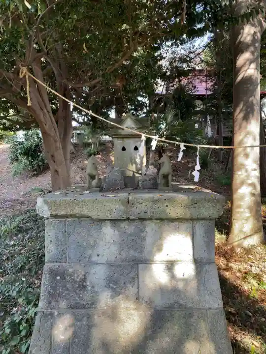 神明社の末社・摂社
