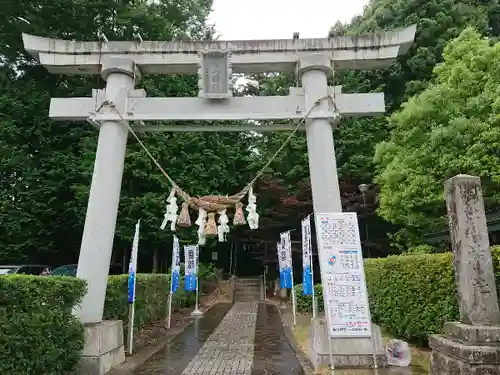 滑川神社 - 仕事と子どもの守り神の鳥居