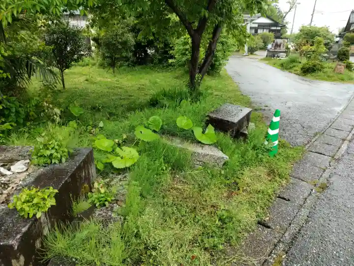 能登生国玉比古神社の{uncategorized: "未分類", other: "その他", undefined: "問題あり", building: "その他建物", grave: "お墓", sacred_gate: "鳥居", guardian: "狛犬", statue: "像", buddha: "仏像", history: "歴史", nature: "自然", garden: "庭園", animal: "動物", pagoda: "塔", temizu: "手水舎", mountain_gate: "山門・神門", sanctuary: "本殿・本堂", subordinate: "末社・摂社", art: "芸術", scenery: "景色", jizo: "地蔵", ema: "絵馬", goshuin: "御朱印", omikuji: "おみくじ", items: "授与品その他", amulet: "お守り", goshuincho: "御朱印帳", eats: "食事", festival: "お祭り", votive_dance: "神楽", shichigosan: "七五三参", wedding: "結婚式", experience: "体験その他", initially: "初詣", around: "周辺", anti_infection: "感染症対策"}