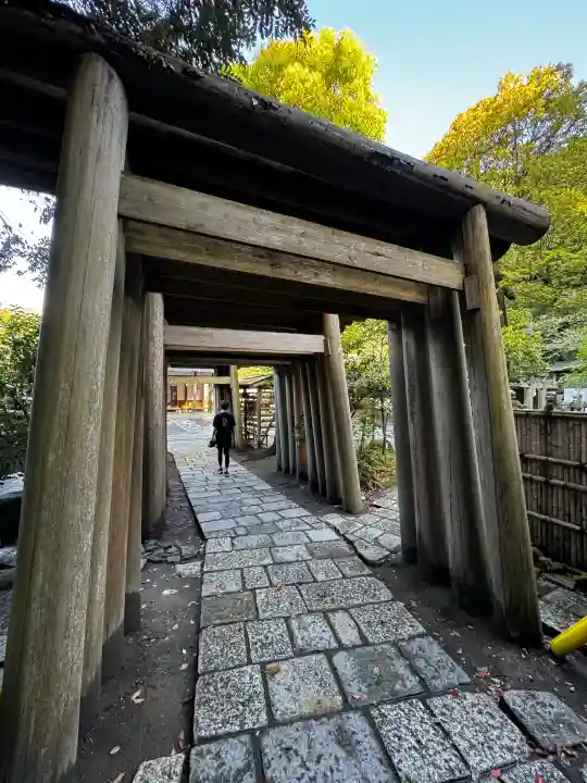銭洗弁財天宇賀福神社の{uncategorized: "未分類", other: "その他", undefined: "問題あり", building: "その他建物", grave: "お墓", sacred_gate: "鳥居", guardian: "狛犬", statue: "像", buddha: "仏像", history: "歴史", nature: "自然", garden: "庭園", animal: "動物", pagoda: "塔", temizu: "手水舎", mountain_gate: "山門・神門", sanctuary: "本殿・本堂", subordinate: "末社・摂社", art: "芸術", scenery: "景色", jizo: "地蔵", ema: "絵馬", goshuin: "御朱印", omikuji: "おみくじ", items: "授与品その他", amulet: "お守り", goshuincho: "御朱印帳", eats: "食事", festival: "お祭り", votive_dance: "神楽", shichigosan: "七五三参", wedding: "結婚式", experience: "体験その他", initially: "初詣", around: "周辺", anti_infection: "感染症対策"}