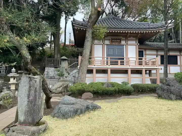 東光寺の{uncategorized: "未分類", other: "その他", undefined: "問題あり", building: "その他建物", grave: "お墓", sacred_gate: "鳥居", guardian: "狛犬", statue: "像", buddha: "仏像", history: "歴史", nature: "自然", garden: "庭園", animal: "動物", pagoda: "塔", temizu: "手水舎", mountain_gate: "山門・神門", sanctuary: "本殿・本堂", subordinate: "末社・摂社", art: "芸術", scenery: "景色", jizo: "地蔵", ema: "絵馬", goshuin: "御朱印", omikuji: "おみくじ", items: "授与品その他", amulet: "お守り", goshuincho: "御朱印帳", eats: "食事", festival: "お祭り", votive_dance: "神楽", shichigosan: "七五三参", wedding: "結婚式", experience: "体験その他", initially: "初詣", around: "周辺", anti_infection: "感染症対策"}