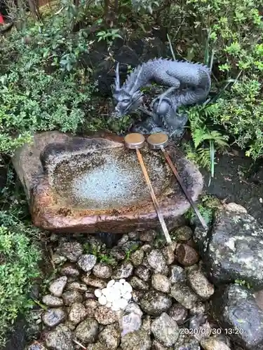 江島神社の手水舎