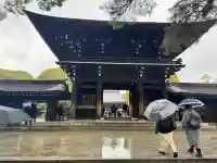明治神宮の{uncategorized: "未分類", other: "その他", undefined: "問題あり", building: "その他建物", grave: "お墓", sacred_gate: "鳥居", guardian: "狛犬", statue: "像", buddha: "仏像", history: "歴史", nature: "自然", garden: "庭園", animal: "動物", pagoda: "塔", temizu: "手水舎", mountain_gate: "山門・神門", sanctuary: "本殿・本堂", subordinate: "末社・摂社", art: "芸術", scenery: "景色", jizo: "地蔵", ema: "絵馬", goshuin: "御朱印", omikuji: "おみくじ", items: "授与品その他", amulet: "お守り", goshuincho: "御朱印帳", eats: "食事", festival: "お祭り", votive_dance: "神楽", shichigosan: "七五三参", wedding: "結婚式", experience: "体験その他", initially: "初詣", around: "周辺", anti_infection: "感染症対策"}