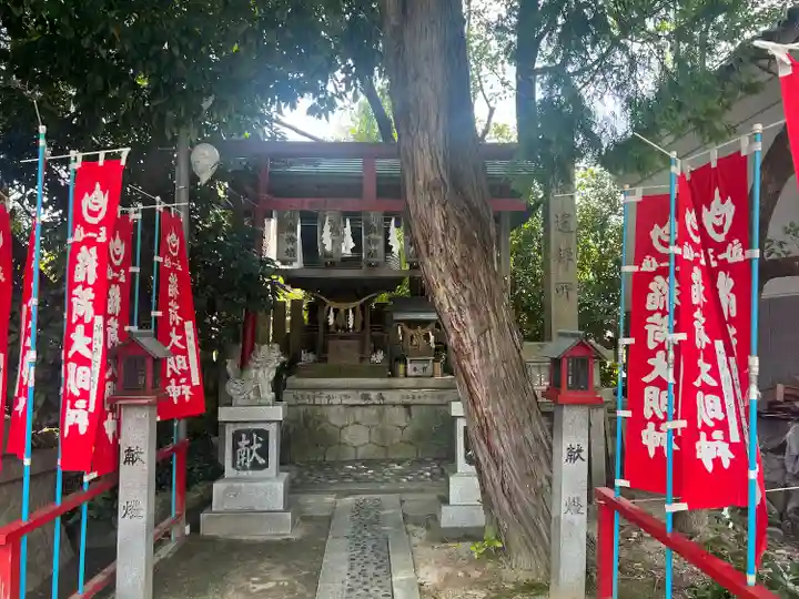 新羅神社の末社・摂社