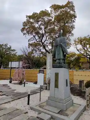 太閤山常泉寺の像