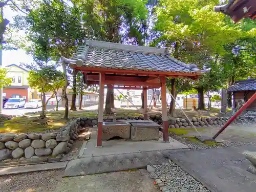 神明神社（光明寺神宮）の手水舎