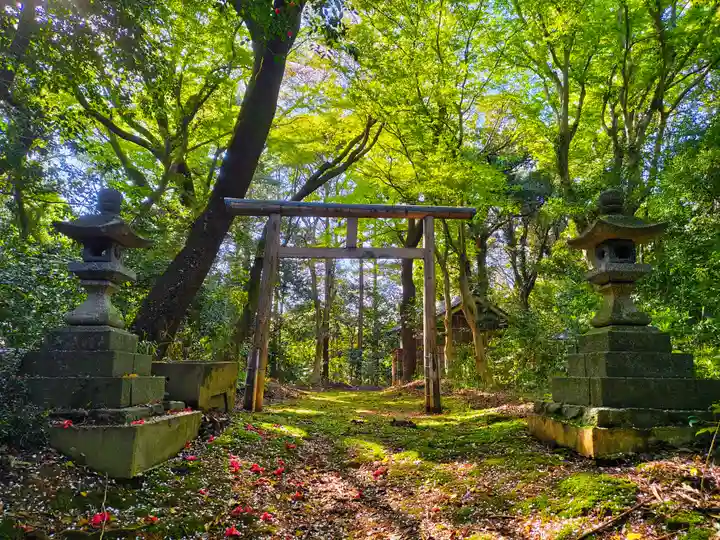八柱神社の鳥居