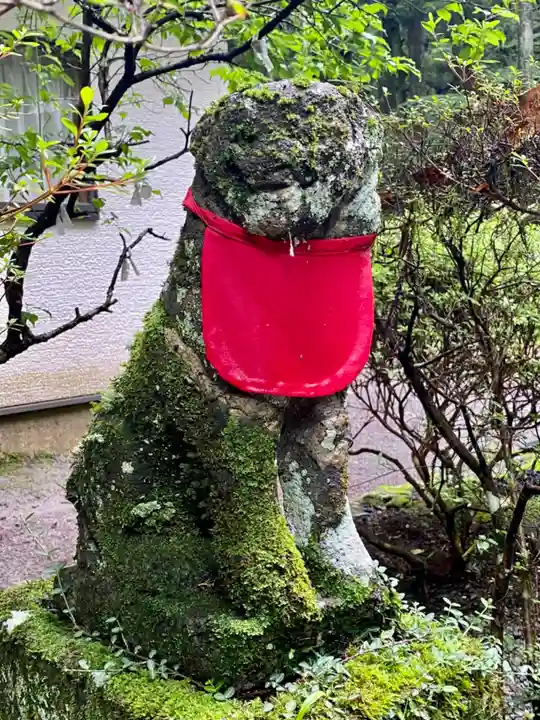 駒形神社(箱根神社摂社)の狛犬