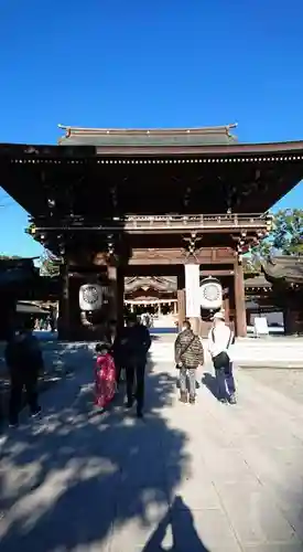 寒川神社の山門・神門