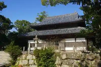 観世音寺の本殿・本堂