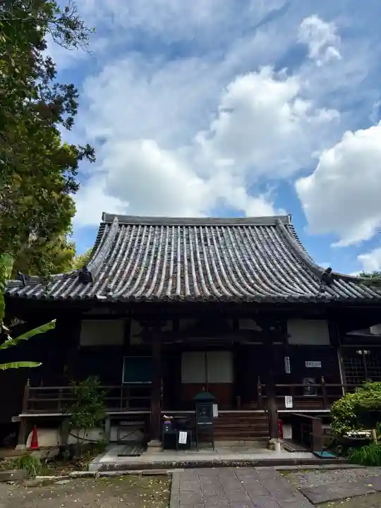 吉田寺の{uncategorized: "未分類", other: "その他", undefined: "問題あり", building: "その他建物", grave: "お墓", sacred_gate: "鳥居", guardian: "狛犬", statue: "像", buddha: "仏像", history: "歴史", nature: "自然", garden: "庭園", animal: "動物", pagoda: "塔", temizu: "手水舎", mountain_gate: "山門・神門", sanctuary: "本殿・本堂", subordinate: "末社・摂社", art: "芸術", scenery: "景色", jizo: "地蔵", ema: "絵馬", goshuin: "御朱印", omikuji: "おみくじ", items: "授与品その他", amulet: "お守り", goshuincho: "御朱印帳", eats: "食事", festival: "お祭り", votive_dance: "神楽", shichigosan: "七五三参", wedding: "結婚式", experience: "体験その他", initially: "初詣", around: "周辺", anti_infection: "感染症対策"}