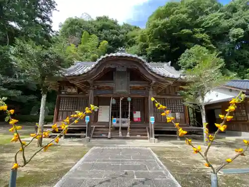 備中高梁稲荷神社の本殿・本堂