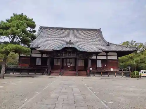 建中寺の本殿