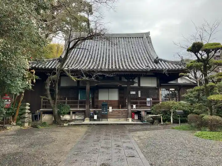 吉田寺の本殿・本堂