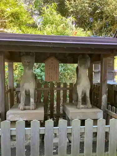 松江城山稲荷神社の像