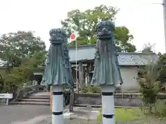 新北神社の狛犬