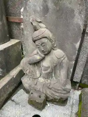 花岳院の{uncategorized: "未分類", other: "その他", undefined: "問題あり", building: "その他建物", grave: "お墓", sacred_gate: "鳥居", guardian: "狛犬", statue: "像", buddha: "仏像", history: "歴史", nature: "自然", garden: "庭園", animal: "動物", pagoda: "塔", temizu: "手水舎", mountain_gate: "山門・神門", sanctuary: "本殿・本堂", subordinate: "末社・摂社", art: "芸術", scenery: "景色", jizo: "地蔵", ema: "絵馬", goshuin: "御朱印", omikuji: "おみくじ", items: "授与品その他", amulet: "お守り", goshuincho: "御朱印帳", eats: "食事", festival: "お祭り", votive_dance: "神楽", shichigosan: "七五三参", wedding: "結婚式", experience: "体験その他", initially: "初詣", around: "周辺", anti_infection: "感染症対策"}