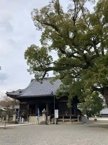 斑鳩寺の本殿・本堂
