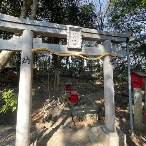 生玉稲荷神社の鳥居
