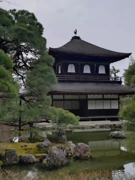 慈照寺(慈照禅寺・銀閣寺)の{uncategorized: "未分類", other: "その他", undefined: "問題あり", building: "その他建物", grave: "お墓", sacred_gate: "鳥居", guardian: "狛犬", statue: "像", buddha: "仏像", history: "歴史", nature: "自然", garden: "庭園", animal: "動物", pagoda: "塔", temizu: "手水舎", mountain_gate: "山門・神門", sanctuary: "本殿・本堂", subordinate: "末社・摂社", art: "芸術", scenery: "景色", jizo: "地蔵", ema: "絵馬", goshuin: "御朱印", omikuji: "おみくじ", items: "授与品その他", amulet: "お守り", goshuincho: "御朱印帳", eats: "食事", festival: "お祭り", votive_dance: "神楽", shichigosan: "七五三参", wedding: "結婚式", experience: "体験その他", initially: "初詣", around: "周辺", anti_infection: "感染症対策"}