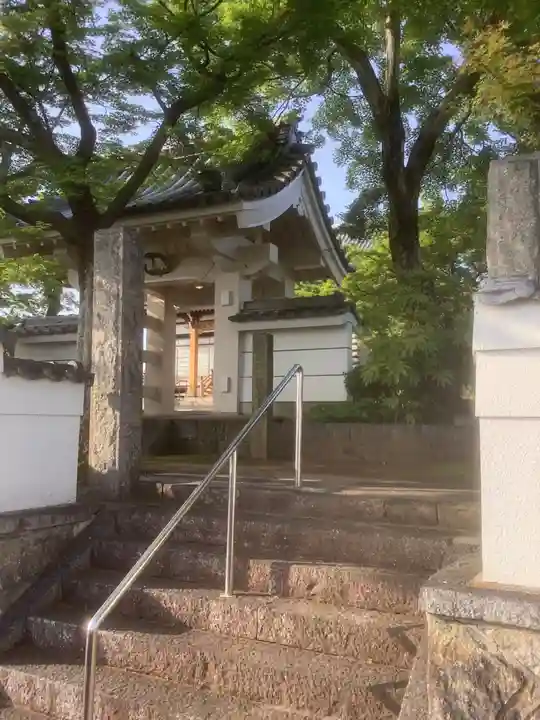 長福寺の山門・神門