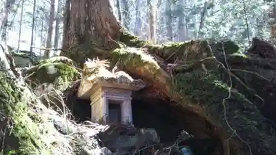 早池峯神社の末社・摂社