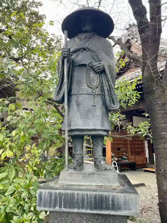 永稱寺の{uncategorized: "未分類", other: "その他", undefined: "問題あり", building: "その他建物", grave: "お墓", sacred_gate: "鳥居", guardian: "狛犬", statue: "像", buddha: "仏像", history: "歴史", nature: "自然", garden: "庭園", animal: "動物", pagoda: "塔", temizu: "手水舎", mountain_gate: "山門・神門", sanctuary: "本殿・本堂", subordinate: "末社・摂社", art: "芸術", scenery: "景色", jizo: "地蔵", ema: "絵馬", goshuin: "御朱印", omikuji: "おみくじ", items: "授与品その他", amulet: "お守り", goshuincho: "御朱印帳", eats: "食事", festival: "お祭り", votive_dance: "神楽", shichigosan: "七五三参", wedding: "結婚式", experience: "体験その他", initially: "初詣", around: "周辺", anti_infection: "感染症対策"}