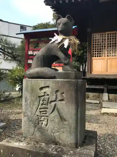 小右衛門稲荷神社の狛犬