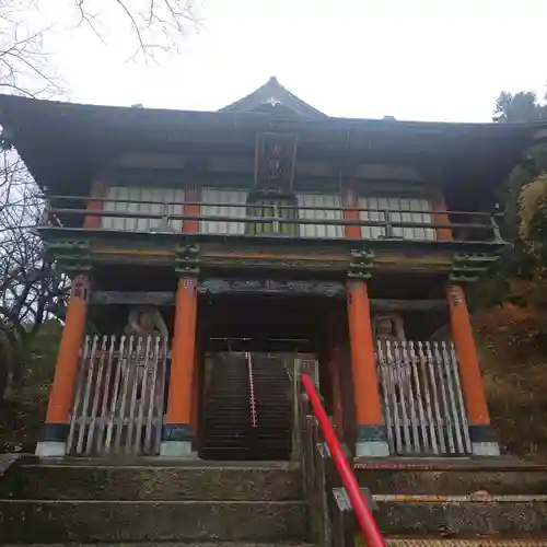 水上寺(成田山水上不動尊) の山門