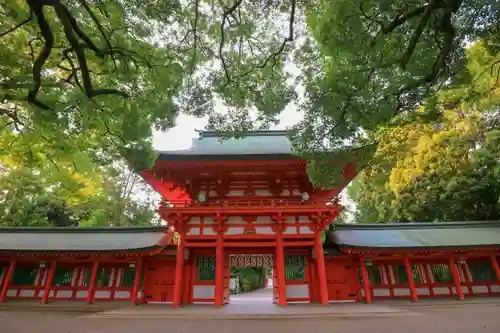 武蔵一宮氷川神社の山門・神門