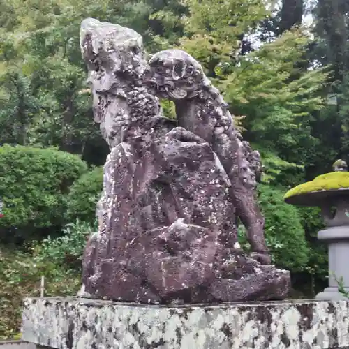 高城神社の狛犬