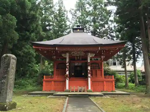 出羽神社(出羽三山神社)～三神合祭殿～の本殿