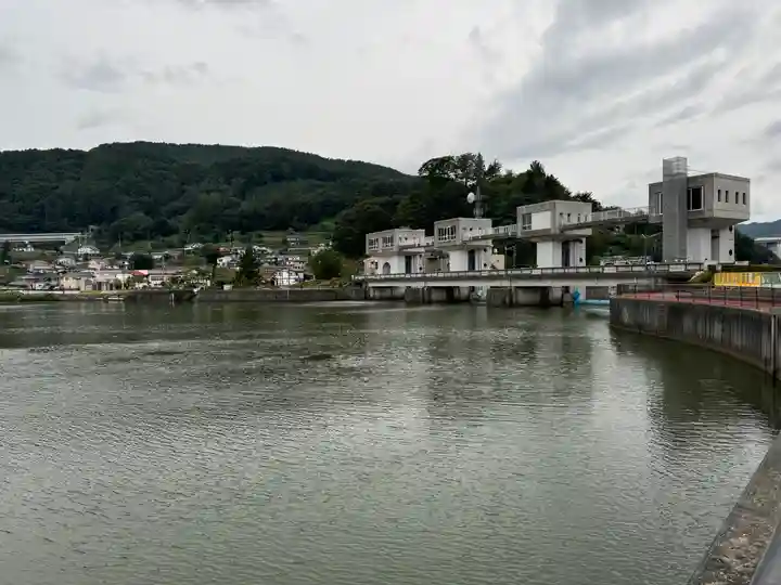 浜中島弁財天(長野県)