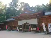 穂高神社本宮の本殿・本堂