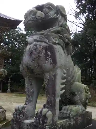 大神山神社本宮の狛犬
