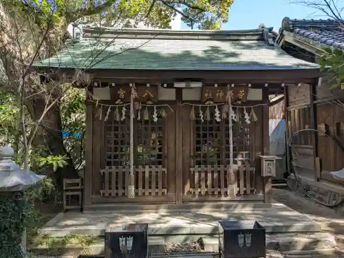 立坂神社の{uncategorized: "未分類", other: "その他", undefined: "問題あり", building: "その他建物", grave: "お墓", sacred_gate: "鳥居", guardian: "狛犬", statue: "像", buddha: "仏像", history: "歴史", nature: "自然", garden: "庭園", animal: "動物", pagoda: "塔", temizu: "手水舎", mountain_gate: "山門・神門", sanctuary: "本殿・本堂", subordinate: "末社・摂社", art: "芸術", scenery: "景色", jizo: "地蔵", ema: "絵馬", goshuin: "御朱印", omikuji: "おみくじ", items: "授与品その他", amulet: "お守り", goshuincho: "御朱印帳", eats: "食事", festival: "お祭り", votive_dance: "神楽", shichigosan: "七五三参", wedding: "結婚式", experience: "体験その他", initially: "初詣", around: "周辺", anti_infection: "感染症対策"}
