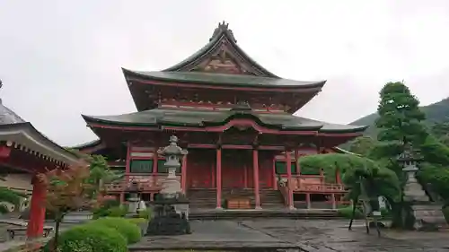 甲斐善光寺の本殿