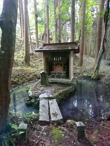 玉崎駒形神社の建物その他