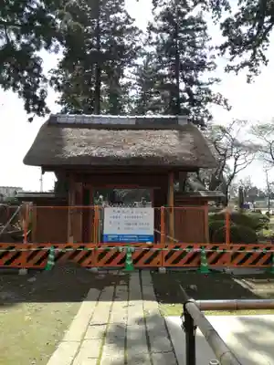 六地蔵寺の山門・神門