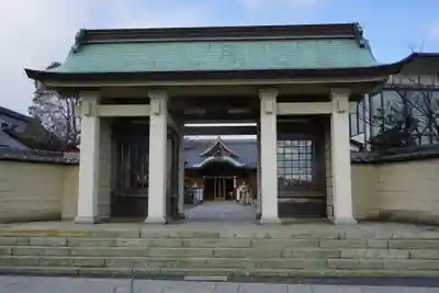 柿本神社の山門・神門