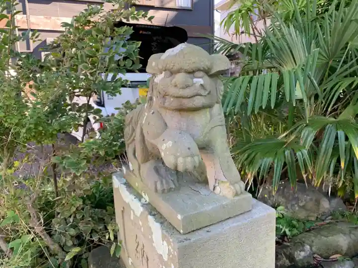 八雲神社の狛犬