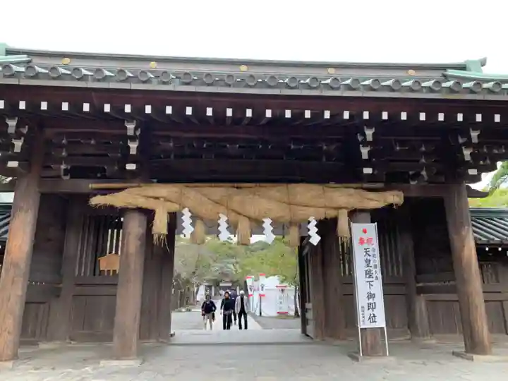 三嶋大社の山門・神門