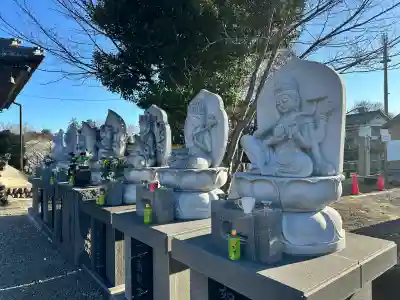 上岡馬頭観世音(埼玉県)