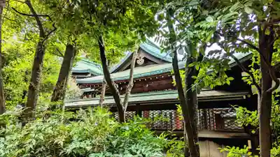 白金氷川神社の本殿・本堂