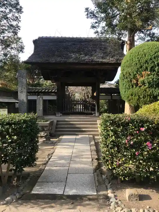 極楽寺(霊鷲山感應院極楽律寺)の山門・神門